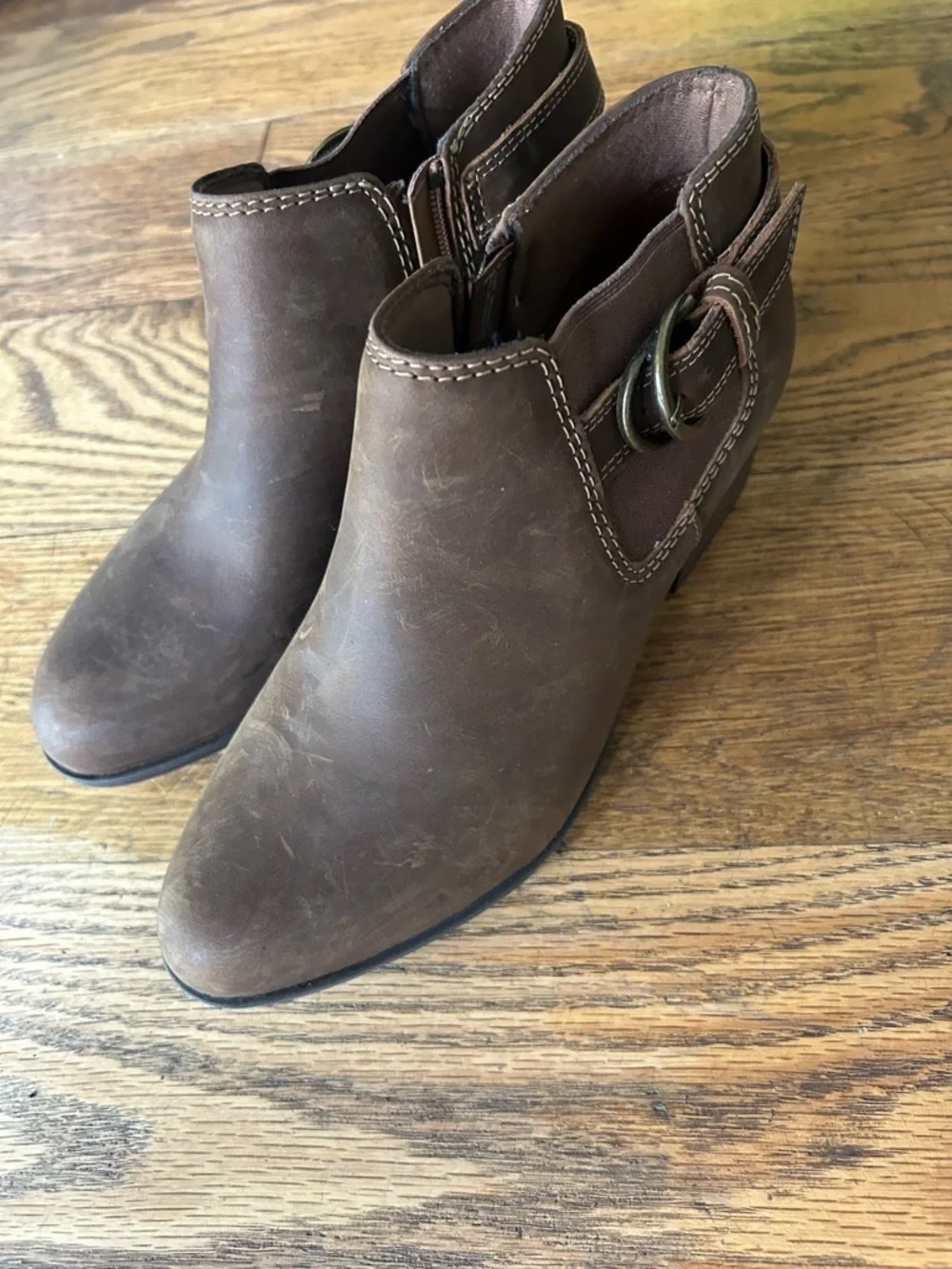 Clarks Adreena Show Brown Suede Block Heel Zip Ankle Boots Women Size 8 M